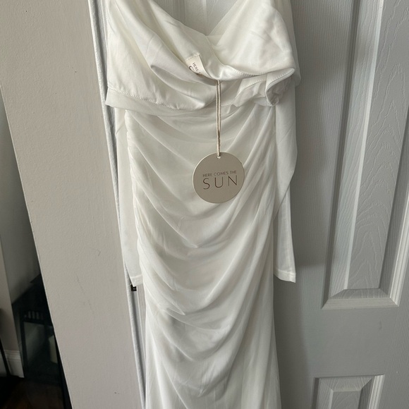 Selfie Leslie White Long Sleeve Dress - Picture 5 of 9